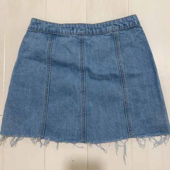 Light wash Denim Mini - Picture 2 of 2